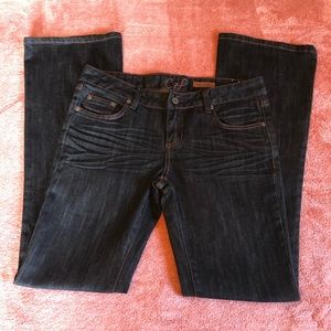 Chip and Pepper jeans. NWOT. Laguna Beach flare   Size 9